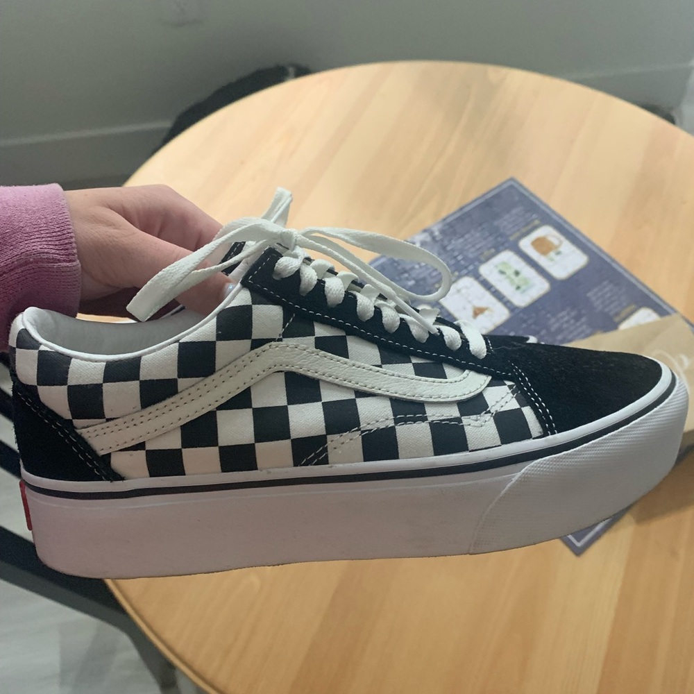Platform checkered old school vans
